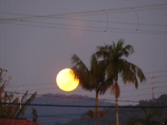 O Ocaso da Lua Cheia