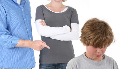 Madres y padres abusadores emocionales, ¿cómo lidiarlos?
