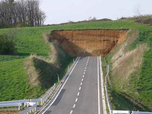 En los caminos de la vida también encontré calles sin salida